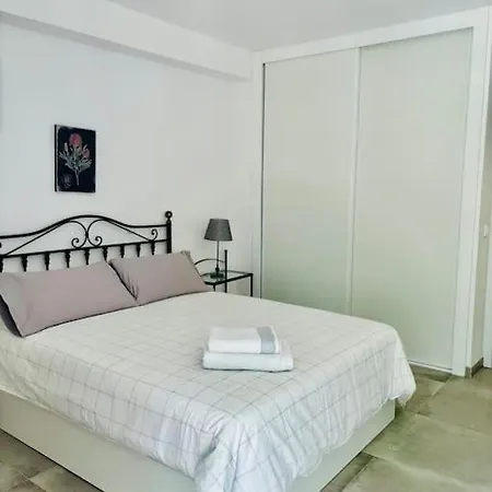 Apartament Spacious With Sea Views D Estepona